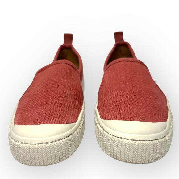 Zodiac Women's Ciara Round-Toe Slip-On Low Platform Sneakers Size 8 Raspberry - Picture 3 of 10